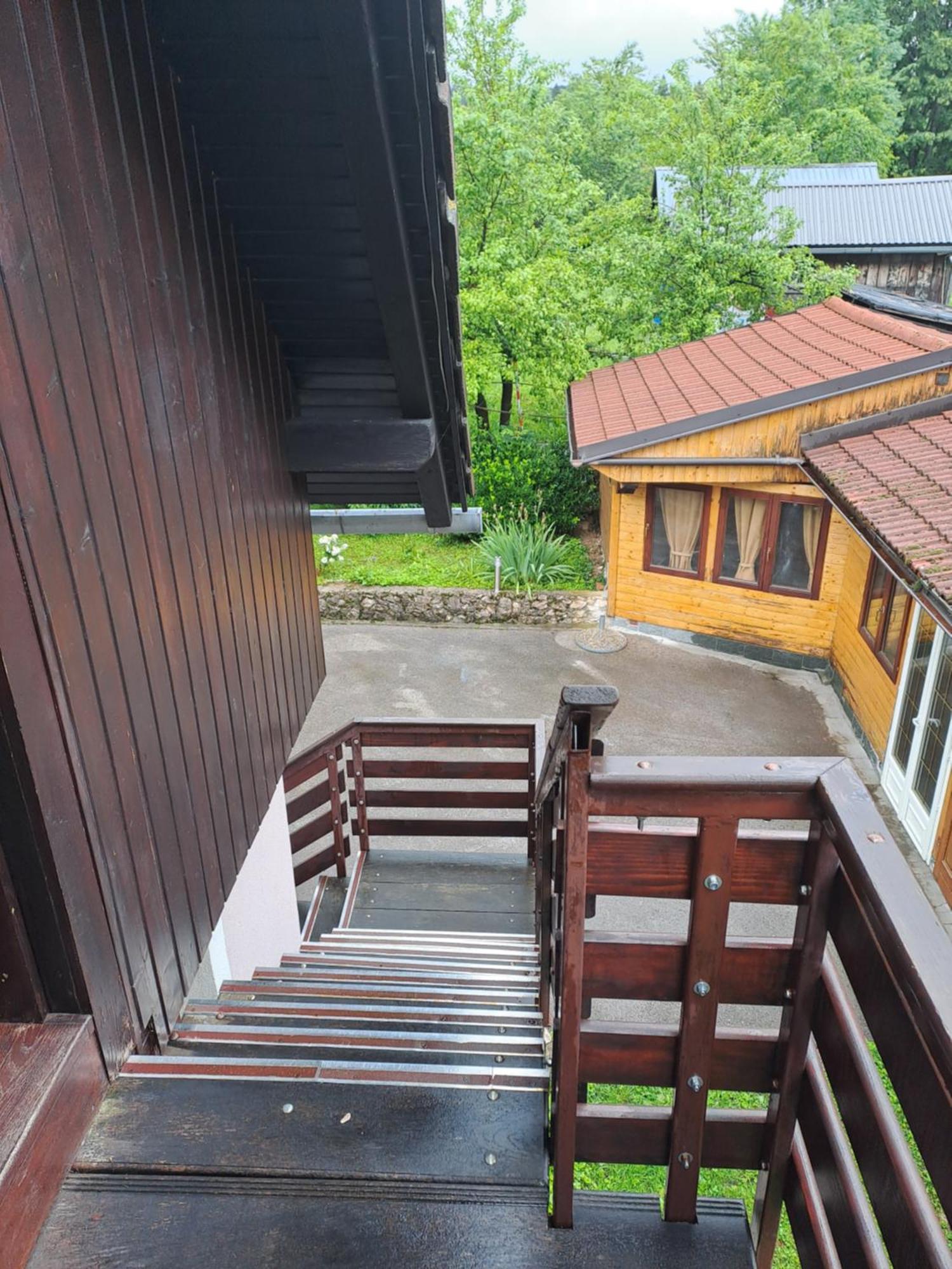 Guesthouse Andrea โพลยานัค ภายนอก รูปภาพ