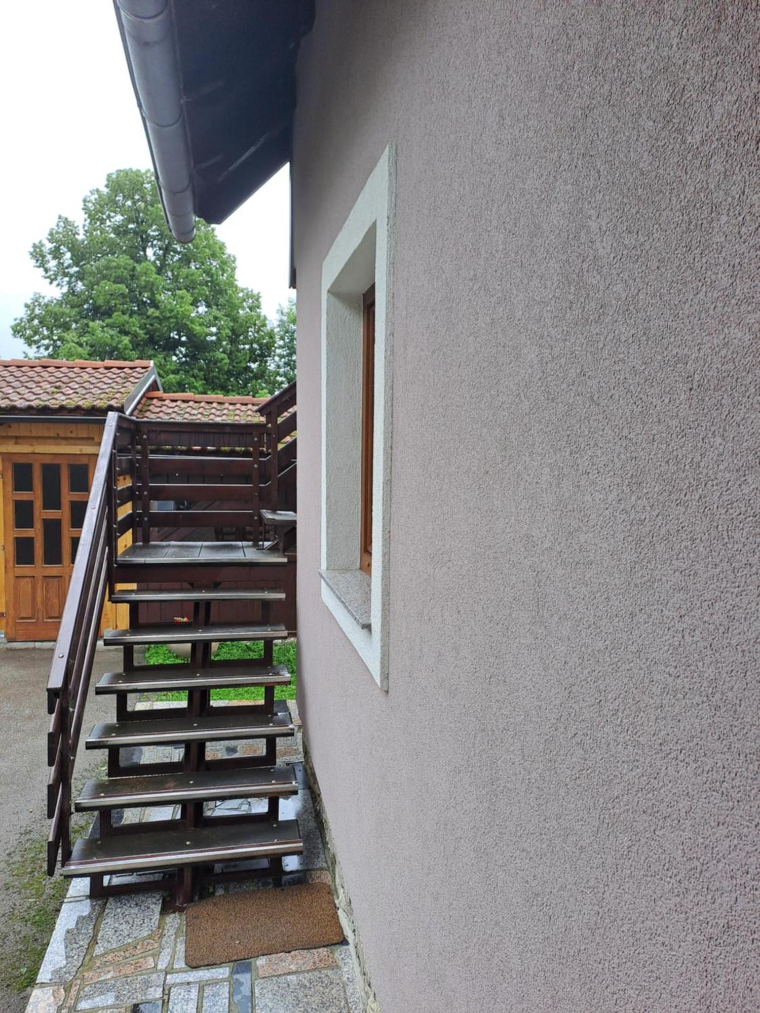 Guesthouse Andrea โพลยานัค ภายนอก รูปภาพ